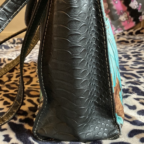 P & G Western Studded Black and teal Camo purse - Picture 6 of 11